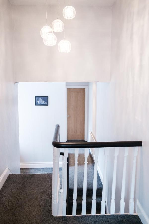 Gorgeous 3 Bedroom Victorian Townhouse Lisburn Exterior foto